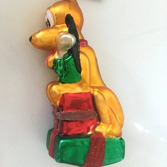 ✨ NEW Authentic Christopher Radko Disney Noel PLUTO Gift Blown Glass Ornament ✨ - Picture 4 of 10